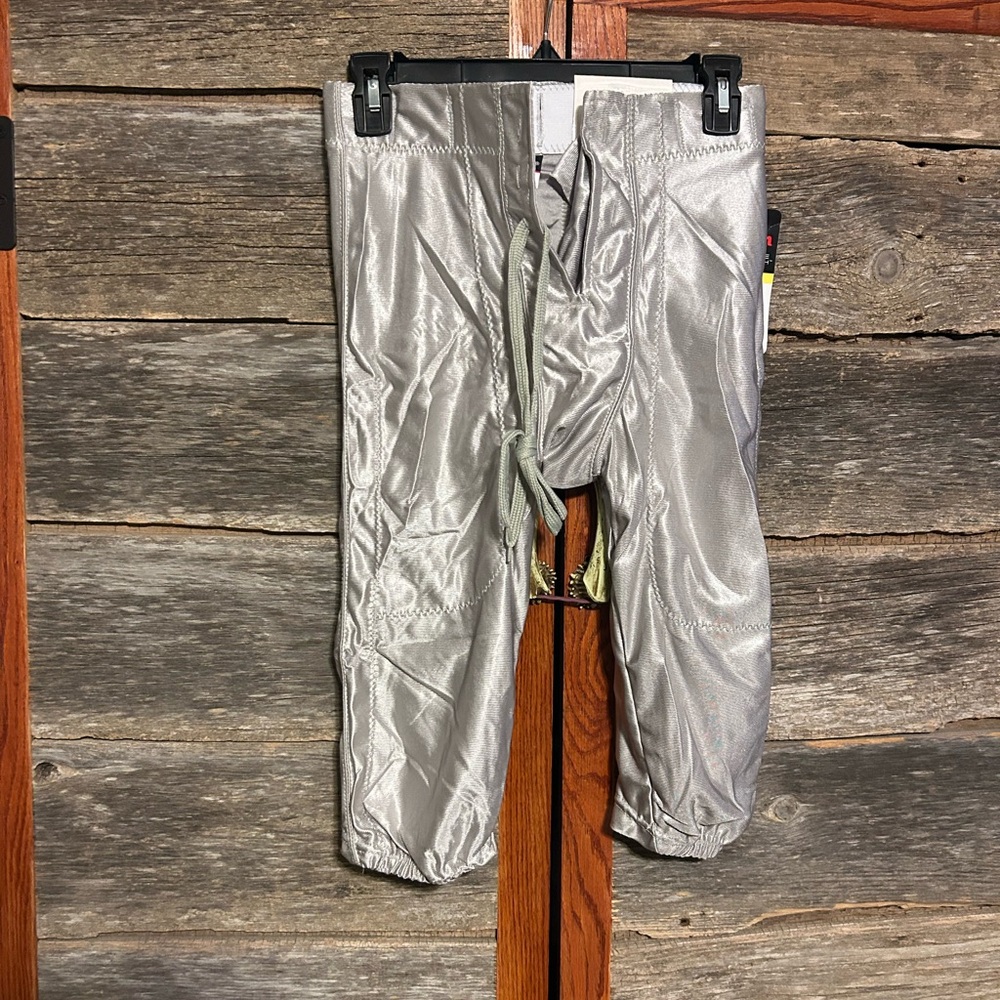 NWT! Wilson Football Practice Pants Youth Metallic Silver Size Youth M